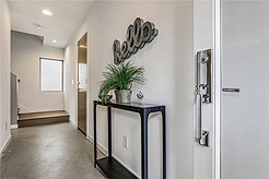 CAPITOL HILL CONTEMPO