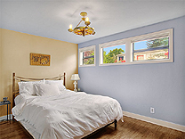 MID-CENTURY MODERNIST