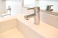 SUPER STYLE TOWNHOUSE